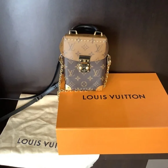 Louis Vuitton Camera Box Bag - Picture 2 of 10